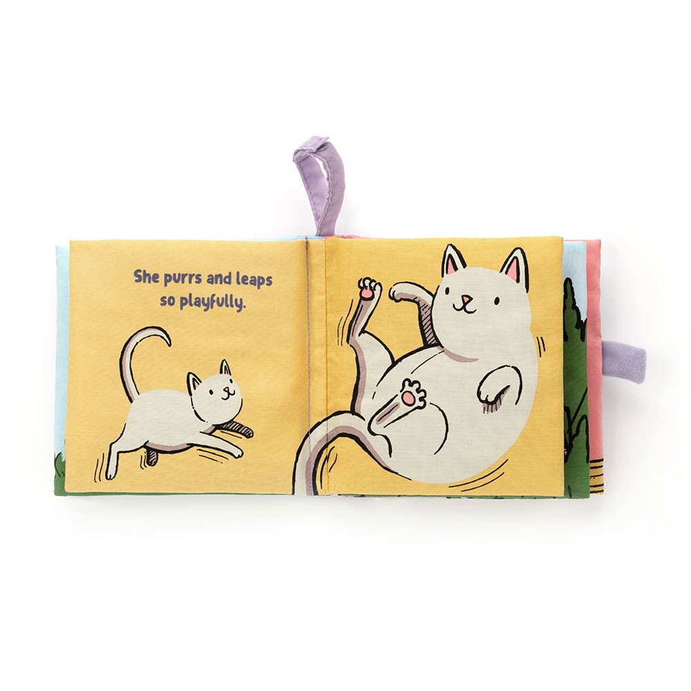 Alternative view of Mummy Loves Me Book